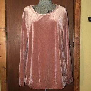 Women’s long sleeve